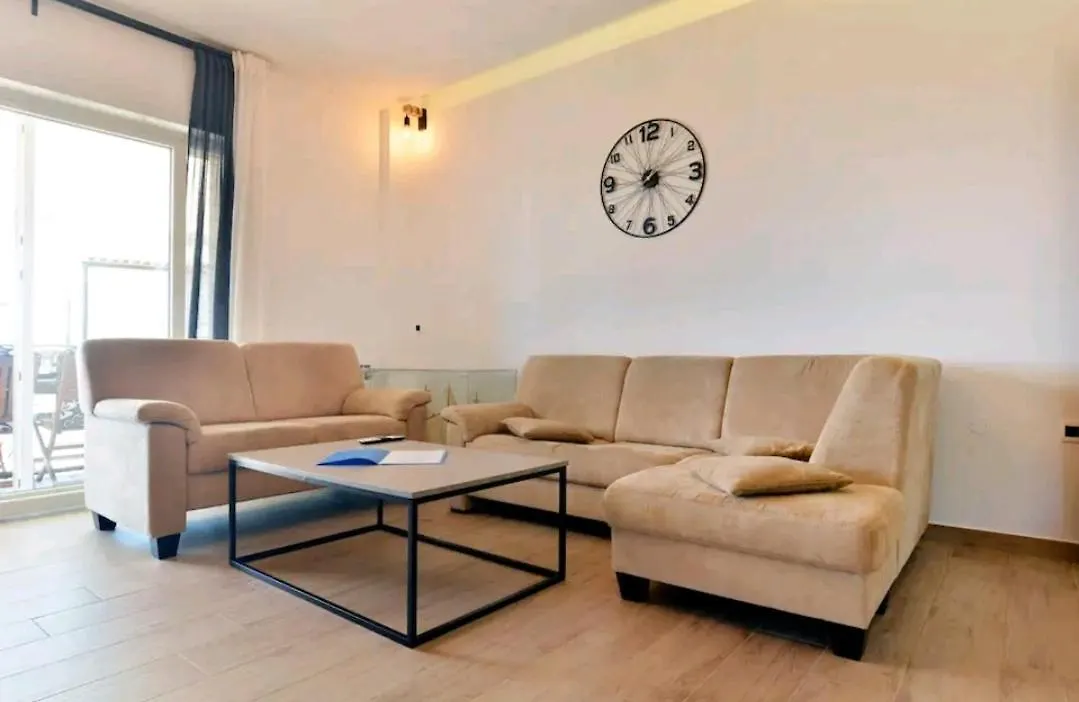 Bura Premantura, Apartmani Flegar Premantura
