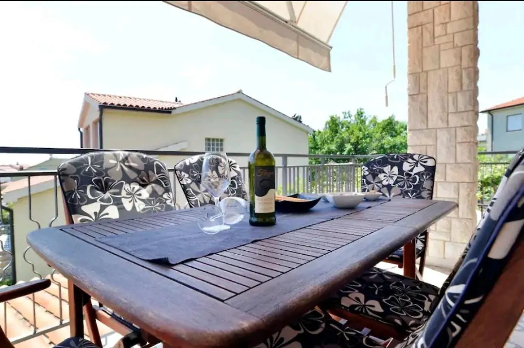 Bura Premantura, Apartmani Flegar Apartment Premantura