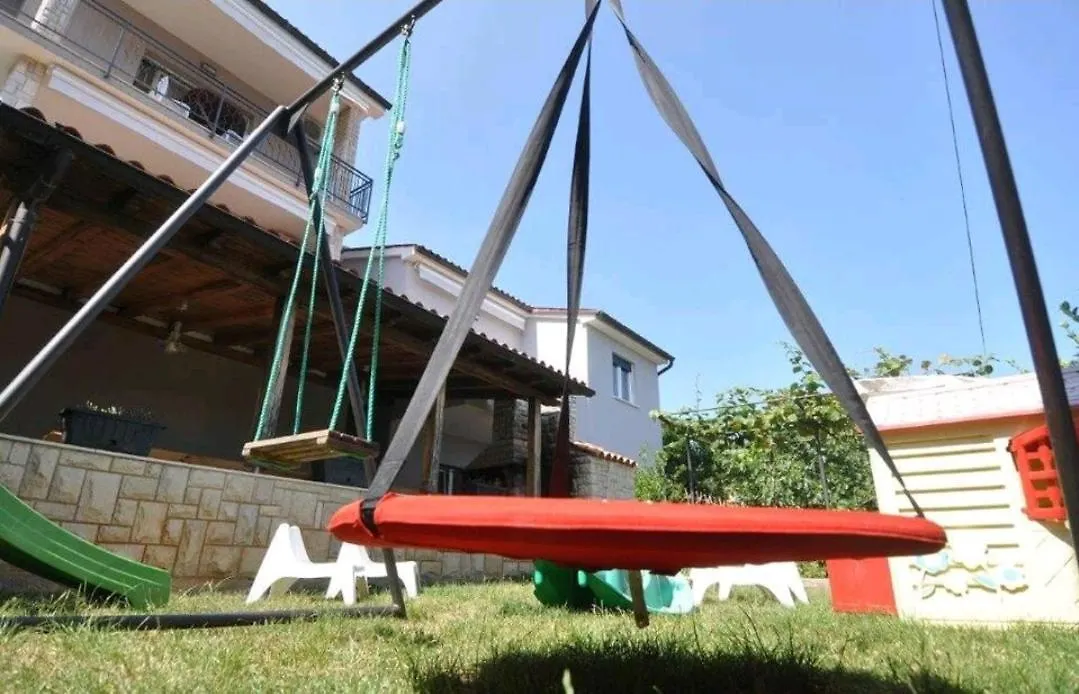 Bura Premantura, Apartmani Flegar