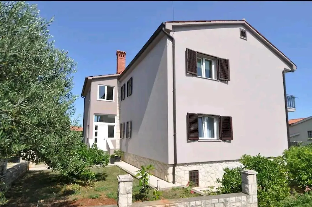 Appartement Bura Premantura, Apartmani Flegar